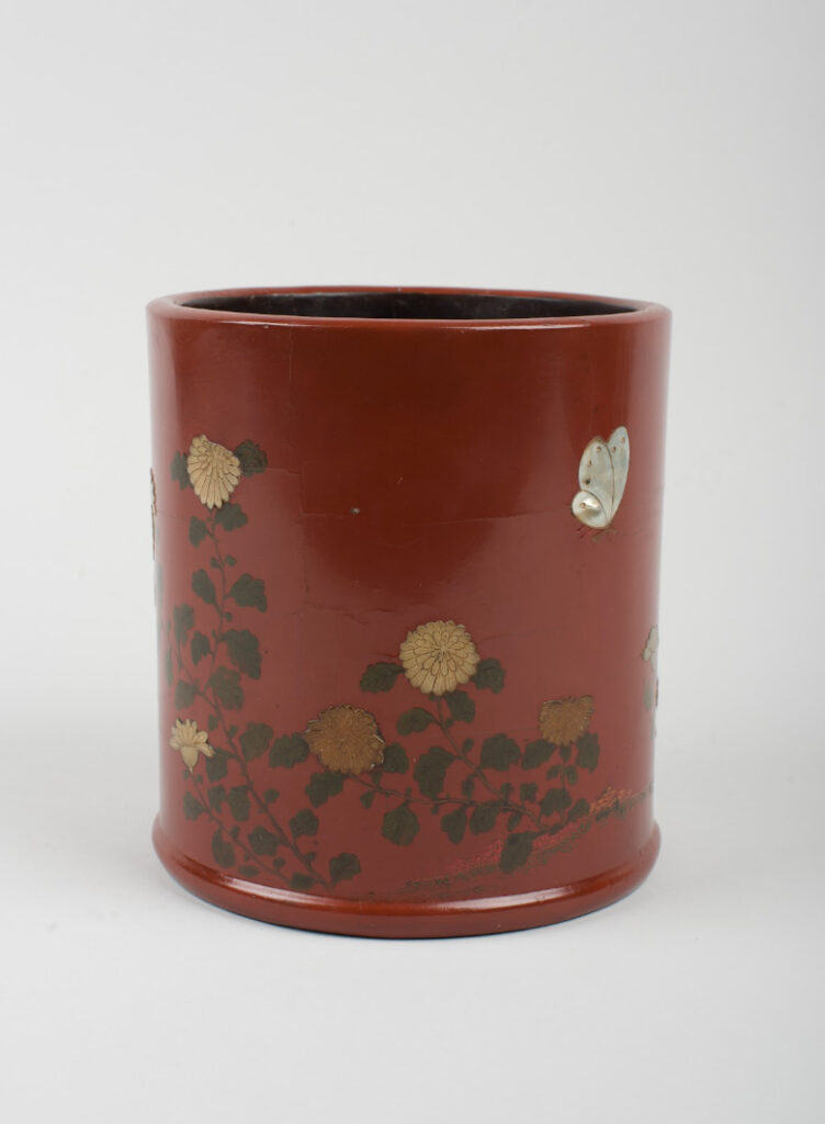 Brushpot with Design of Chrysanthemums, Rocks, and Butterfly. Chinese, late 17th–early 18th century. Red lacquer over wood with mother-of-pearl and steatite inlays. 6 1/4 x 5 3/4 x 5 3/4 in.